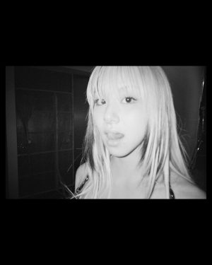 Son Chae-young Instagram - READY TO BE
2023.03.10