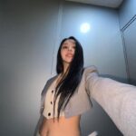 Son Chae-young Instagram - 들려줘 우