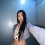 Son Chae-young Instagram - 들려줘 우