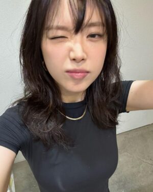 Son Na-eun Instagram - 