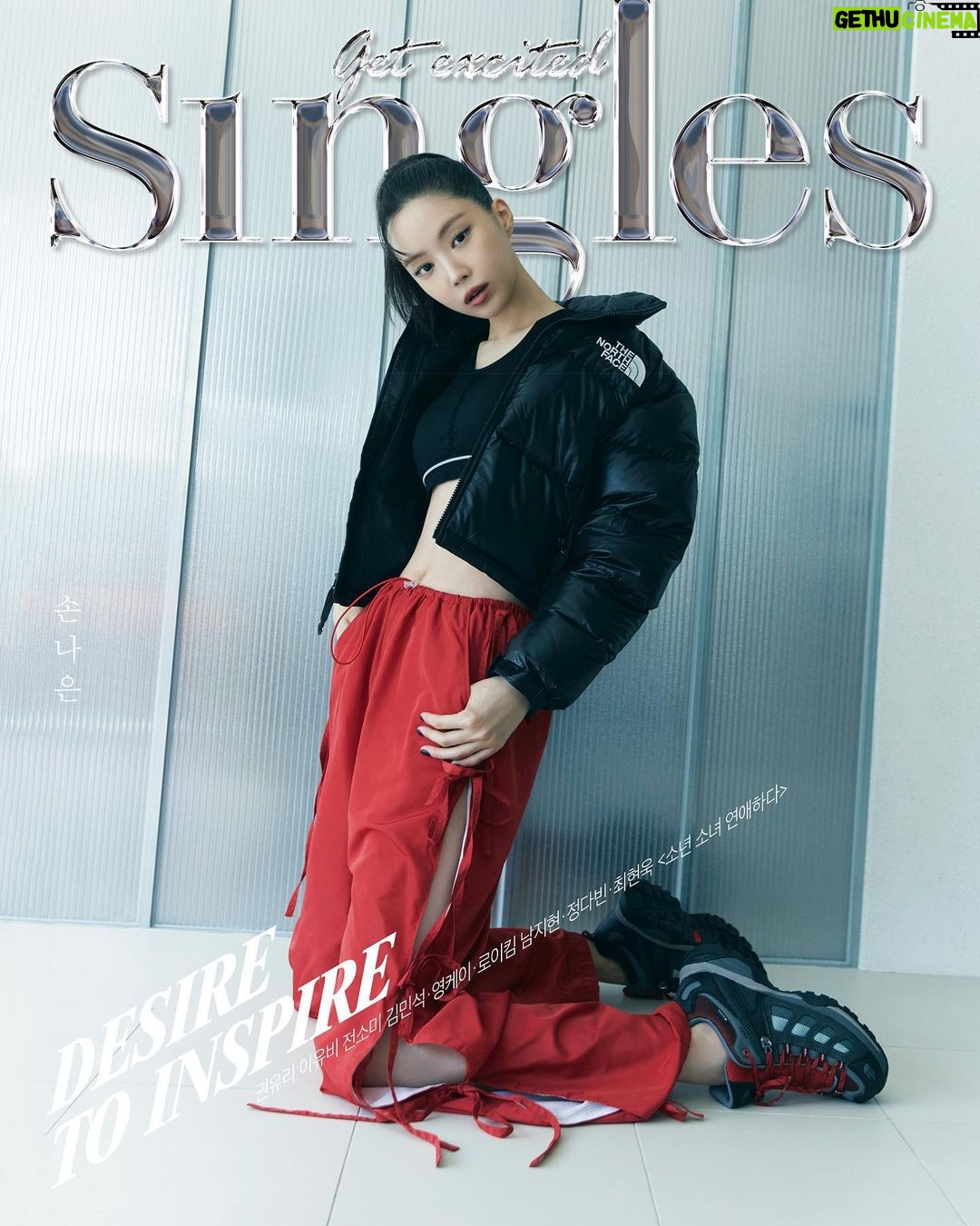 Son Na-eun Instagram - @singlesmagazine @thenorthface @thenorthface_kr
