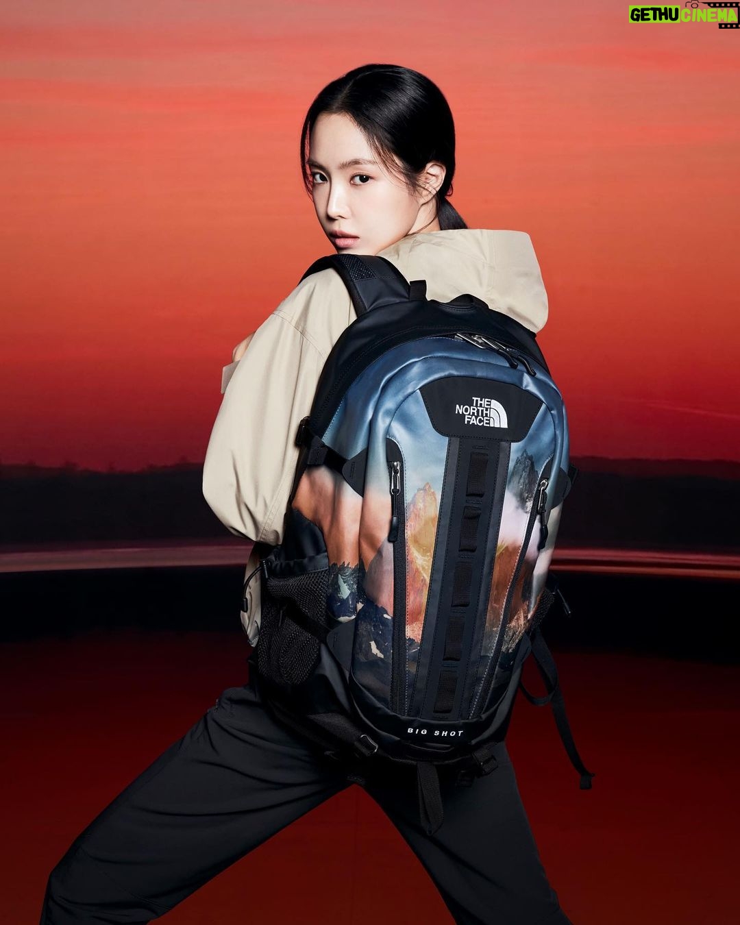 Son Na-eun Instagram - @thenorthface @thenorthface_kr 🖤