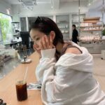Son Na-eun Instagram -