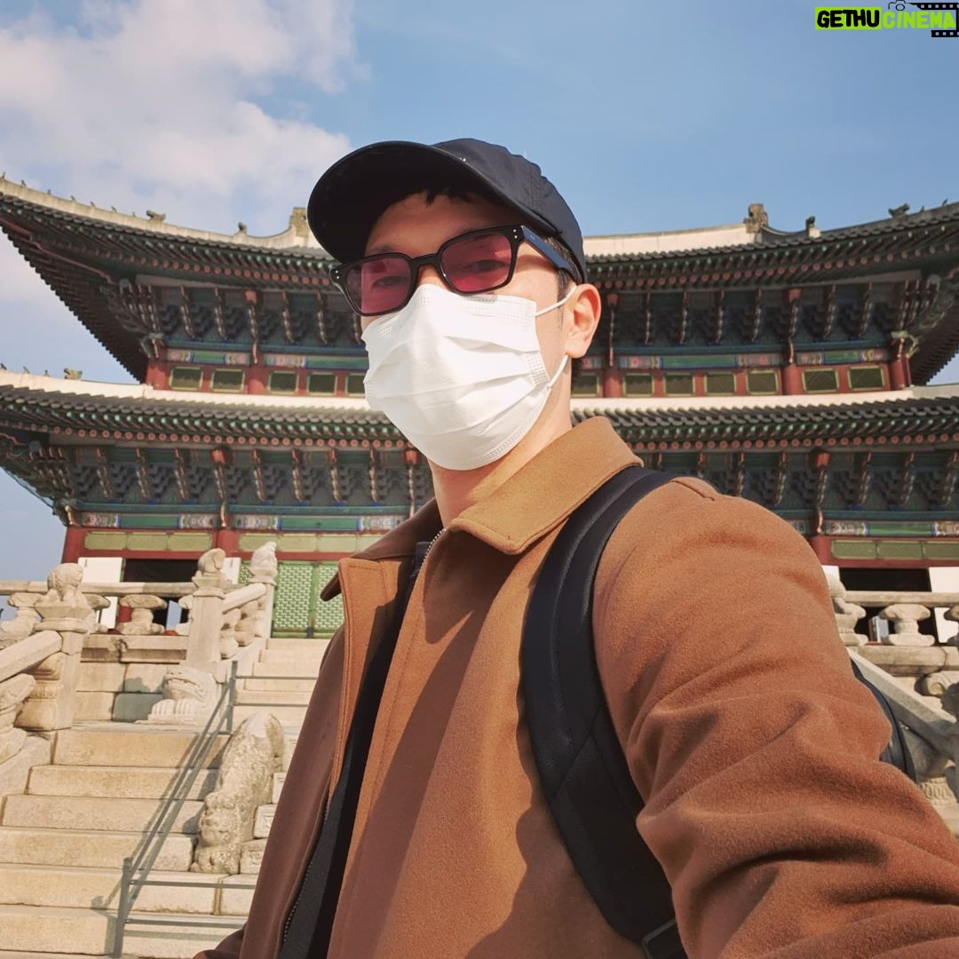 Son Suk-ku Instagram - 경복궁 Kyeongbok Palace