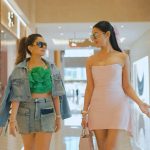 Sonal Chauhan Instagram - Honouring women today and forever. Sonal Chauhan and Ritika Vardhan hosted a delightful afternoon at the Jio World Plaza exclusively for their tribe that seamlessly blended fun and uplifting atmospheres. The ladies enjoyed a plate painting session with Villeroy & Boch and personalized cocktail creations at the DIY bar featuring Tanqueray. #JioWorldPlaza #MumbaiAtThePlaza #WomensDay #AllAboutHer #Villeroy&Boch #Tanqueray