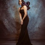 Sonal Chauhan Instagram - The Black Lady …. 🖤 . . . . . . . . . . . . . . Wearing @eli.thelabel Hair by @lakshsingh__ Styled by @leepakshiellawadi 📸 @theabhivalera #hyundaifilmfareawards2024 #gujratrourism #redcarpet #sonalchauhan #love Gift City