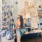 Sonalee Kulkarni Instagram - जेव्हा मी one day फुकट मध्ये नाही, #Phuket मध्ये घालवला … 🤪 #sonaleekulkarni #marathimulgi #travelblogger #thailand🇹🇭 Thank you @official_divyamarathi @affordahospitality @ratt6426 for a wonderful time! And @deepalipatil_official for your fun company! Phuket, Thailand