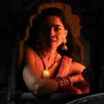 Sonalee Kulkarni Instagram – അകത്ത് റാണി 

#Rangarani 👑

#sonaleekulkarni #marathimulgi in #malayalamcinema #malaikottaivaliban #incinemasnow #shootingstills 😇