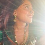 Sonalee Kulkarni Instagram - रंगरानी chilling in her कालावंडी / बैलगाडी / bullock cart! #sonaleekulkarni #marathimulgi in #malayalamcinema #malaikottaivaliban #incinemasnow #rangarani 👑👸🏻 Jaisalmer Dessert