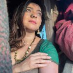 Sonalee Kulkarni Instagram - रंगरानी chilling in her कालावंडी / बैलगाडी / bullock cart! #sonaleekulkarni #marathimulgi in #malayalamcinema #malaikottaivaliban #incinemasnow #rangarani 👑👸🏻 Jaisalmer Dessert