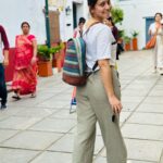 Sonalee Kulkarni Instagram – Rediscovering #kochi 2024 ! 

#sonaleekulkarni #marathimulgi in #malaikottaivaliban #malayalam #malayalamcinema #vaalibanvaraar #film Kochi Kerela, India