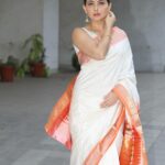 Sonalee Kulkarni Instagram – २२ मार्च २०२४ साठी सज्ज 🚩

“मोगलमर्दिनी छत्रपती ताराराणी”
२२ मार्च २०२४ पासून संपूर्ण महाराष्ट्रातील चित्रपटगृहात !
#MogalmardiniChatrapatiTararani
#MogalmardiniChatrapatiTararaniInTheaters22March
#sonaleekulkarni #marathimulgi #tararani #paithani