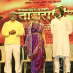 Sonalee Kulkarni Instagram - छत्रपती शिवाजी महाराज पार्क Art Festival मधील काही candid क्षणचित्रे 🚩 #makarsankranti #sonaleekulkarni #marathimulgi #sankrantspecial #nauvari #nath #tararanipromotions #shivajipark #dadar #mogulmardini #chatrapatitararani #shivajiparkartfestival
