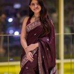 Sonalee Kulkarni Instagram – Tararani X Tasta 🚩

#sonaleekulkarni #mogulmardini #chatrapatitararani #promotions #paithani #brown #saree #marathimulgi आपलं पुणे