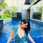 Sonalee Kulkarni Instagram – 🌜 सोनचाफा 🌛

#sonaleekulkarni 
#happynewyear2024 Royal Kamuela at Monkey Forest