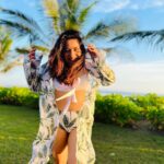 Sonalee Kulkarni Instagram – 🍃 Life’s a beach, and I’m just playing in the sand 👙 

#sonaleekulkarni #happynewyear #beachlife #2024 The Oberoi Beach Resort, Bali