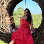 Sonalee Kulkarni Instagram – Bidding 2023 goodbye with A #Compulsorypost from #bali वरना #passport रख लेते है 🤪

#riceterrace #bali #ubud #indonesia #intagram #vibe #sonaleekulkarni #marathimulgi #traveller #storyteller 

#YOUTUBE #TRAVELOGUE IS IN 🔗 LINK IN BIO Aloha Ubud Swing