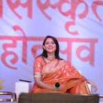 Sonalee Kulkarni Instagram – महासंस्कृती महोत्सव लातूर अंतर्गत 
विभागीय १०० व्या अखिल भारतीय मराठी नाट्य संम्मेलनाच्या 
निमित्ताने आयोजित परिसंवाद घडवित असताना चे काही क्षणचित्रे … 
@varshathakur_ias @sambhajipatil77 @vilas_bade_official यांच्या सोबत 
“नाटक माझ्या चष्म्यातून” या विषयावर खास गप्पा मारता आल्या 
या बद्दल अखिल भारतीय मराठी नाट्य परिषदेचे @laturnatyasammelan आणि लातूर जिल्हाधिकारी कार्यालयाचे  आभार 🙏🏻

#sonaleekulkarni #marathimulgi #maharashtra #mahasanskrutimahotsav #marathwada #latur 

Sari @royaltasta Latur लातूर