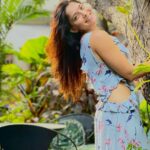 Sonalee Kulkarni Instagram – No caption 

Just some “sun”day pictures ☀️ 

#sonaleekulkarni #marathimulgi 
#weekend #weekendvibes #sunday