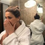 Sonali Bendre Instagram - Last minute prep never lasts a minute 😝🫣