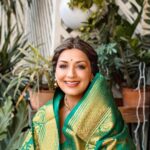 Sonali Bendre Instagram - तिळगुळ घ्या गोड गोड बोला 💚 Happy Makar Sankranti 🥰