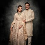 Sonali Bendre Instagram - My D̶i̶s̶n̶e̶y̶ Desi romance 💛 @goldiebehl