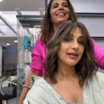 Sonali Bendre Instagram - Love is in the h-air! 🥰 #Birkinbangs #HairFairy @kantamotwani @kromakaysalon