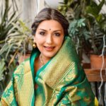 Sonali Bendre Instagram - तिळगुळ घ्या गोड गोड बोला 💚 Happy Makar Sankranti 🥰