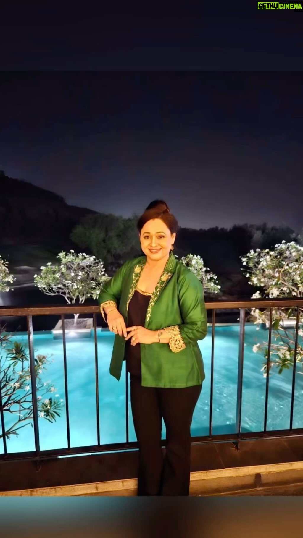 Sonalika Joshi Instagram - True style is about expressing your individuality 💕🤗💃.#goodmorning #goodmorningpost #dressing #fashion #style #stylish #stylist #dresscode #green #comfortclothing #clothing .