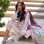 Sonam Bajwa Instagram - Get your hands on to this stunning new collection by @mushqpk 🤍 Baaki sab kiven ho?