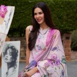 Sonam Bajwa Instagram - Get your hands on to this stunning new collection by @mushqpk 🤍 Baaki sab kiven ho?