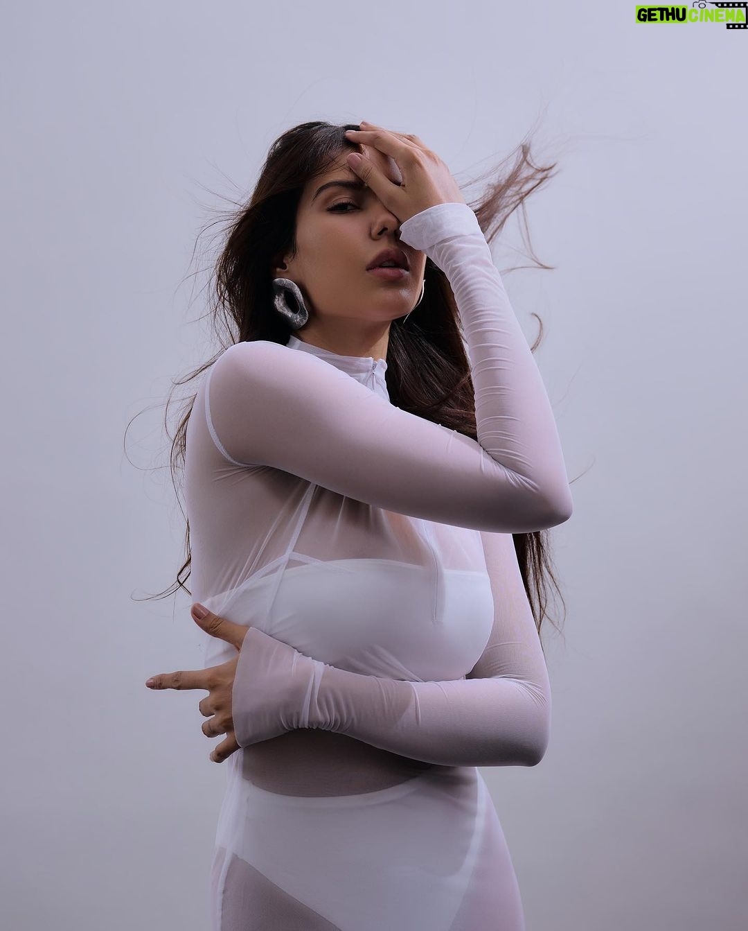 Sonam Bajwa Instagram - Faisannn โจ If my mum saw these pictures (which she probably has by now) she be likeโฆโkitte fashiona nu aag ee laggi payi yaโ ๐๐๐๐