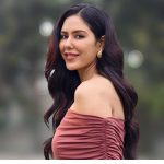 Sonam Bajwa Instagram - Working on what you love and earning accolades is one thing, but being cherished by people worldwide? That’s priceless. When @vivo_India invited me to showcase the story of true joy, I immediately thought about the first time I came across fan-made edits on Instagram. To realize that people who don’t even know me personally would invest time in creating things like these, I was filled with gratitude. To capture this particular emotion, I used the all new vivo X100 series. With its ZEISS Multifocal Portrait Camera, one can genuinely showcase an emotion without the need to pause and fake it while the lenses are being changed. The vivo X100 series deserves a fan-made edit of its own! Buy now the vivo X100 Series. This one is truly the Next Level of Imaging! @vivo_India @zeisscameralenses #vivoX100Series #UncoverTheImagination #NextLevelOfImaging #xtremeimagination