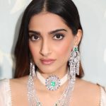 Sonam Kapoor Instagram – An @anamikakhanna.in girl always..
nothing is more elegant than silver and white…
Outfit custom @anamikakhanna.in
Styling @rheakapoor and @manishamelwani
Style team @sananver @junni.khyriem
Make up @makeupbyridhi
Hair @komalvora_
photographer @dinesh_ahuja
