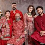 Sonarika Bhadoria Instagram - सर्वमंगल मांगल्ये शिवे सवार्थ साधिके शरण्येत्र्यंबके गौरी नारायणी नमोस्तुते 🙏🏻♥️ परीवार🌍🫀🧿 Our wedding festivities have begun with Mata Rani’s blessing’s🙏🏻♥️