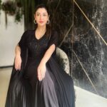 Sonarika Bhadoria Instagram - Shine Bright in Style! ✨ Get ready to dazzle with this black and glittery outfit from Meesho. Perfect for this party season! 🖤🌟 Product code - S - 210024217 #collab Tnc apply #meesho #meeshoapp #meeshorare #meeshohaul #MeeshoFinds #meeshosuperstar #PartyReady #GlitterGlam #MeeshoFashion