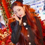Song Jia Instagram - 추워도 겨울을 사랑하는 이유 ,, 연말 분위기 넘무좋아 🖤🕯️✨