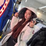 Song Jia Instagram – #광고 캐나다구스 성수 팝업 다녀왔어요 😎 성수 팝업스토어에서는 한정 수량 콜라보레이션 컬렉션도 만날 수 있구 날씨가 많이 추워진 지금 !!! 꼭 필요한 #캐나다구스 아우터, 풋웨어까지 🖤 
12월 3일까지니까 프링이들도 구경하러가보는거 추천!❄️⛄️ 
캐나다구스랑 따뜻한 겨울 보내요 우리 🤞🏻
#CanadaGoose #캐나다구스성수 #CanadaGooseKR 
@canadagoose