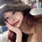 Song Jia Instagram - 곰돌이모자쓰고 니트입고 어그신구~ 준비끝🧸🤎🍂
