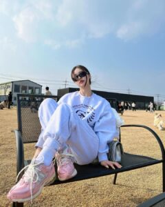 Song Jia Instagram - 모아둔 사진이 넘무많아..😵‍💫🫠