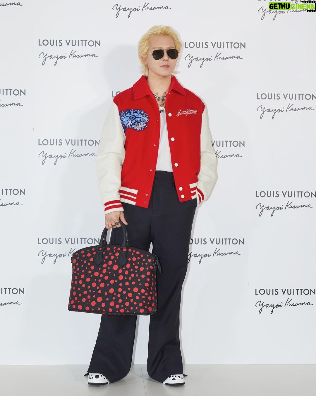 Song Min-ho Instagram - LVxYayoi💥 ì¡°ê·œì„±ì„ ìˆ˜ @louisvuitton #LVxYayoiKusama #ê´‘ê³