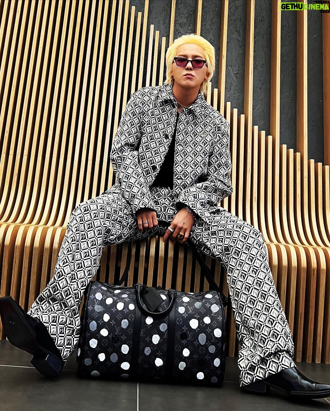 Song Min-ho Instagram - 💥💥💥💥💥#ê´‘ê³ @louisvuitton #LVxYayoiKusama