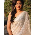 Soniya Bansal Instagram - “Do not compare yourself to others. If you do so, you are insulting yourself.