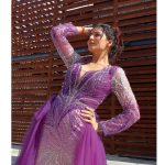 Soniya Bansal Instagram - Life is too short to waste your time on people who don’t respect, appreciate, and value you. Spend your life with people who make you smile, laugh, and feel loved.