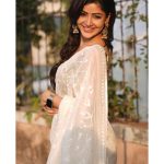 Soniya Bansal Instagram - Life becomes easier and more beautiful when we can see the good in other people