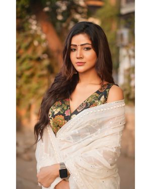 Soniya Bansal Instagram - You must be the change you wish to see in the world.