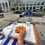 Sonnalli Seygall Instagram – Sunday = Pool day ☀️ 🏊‍♀️🍹
@grandhyattmumbai 

#ｓｕｎｄａｙｍｏｏｄ
