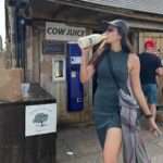 Sonnalli Seygall Instagram - Don’t wanna give gyaan but not a big fan of milk or milk products (except ghee) UNLESS they are ethically sourced, like on this farm in the Uk. I drank this whole bottle (pretty much 😏) and it had zero hormones, antibiotics and the cows providing us with the milk, so loved & cared for ❤️ One of my dreams is to have my own cow at home, who I can love and nurture. Because गाय हमारी माता है & I love her 🥹 Also a lot of ppl have been asking me about the ghee water in my last video. Shall share the recipe and benefits soon 🙌 #ethicaldairy #ethicallysourced #dairyfarming #wellnesswarrior