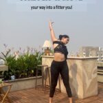 Sonnalli Seygall Instagram - “ For all which has life does move, and only that which is dead is still ” ~ The Essene Gospel of Peace Move your body every day. Walk, dance, stretch, run or simply flow. Be consistent. Start small if you don’t, but do it every day! And see your life change ❤️ #workouttips #stayfit #fitnessmotivation #homeworkouts #stretchroutine #moveyourbody #movementislife