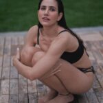 Sonnalli Seygall Instagram - Keep your vibe and your tribe clean. Be good. Do good. Don’t bitch or gossip viciously . Focus on yourself and your growth every day. ~ Just some weekend gyaan from the heart ❤️ 📸 @dieppj #lifegoals #weekendmood #wellnessjourney #thegoodvibetribe